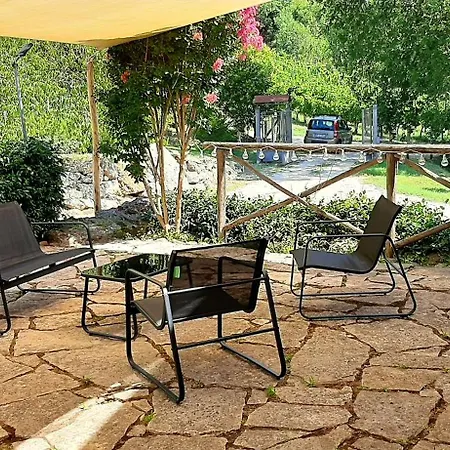 L'albero Degli Struzzi Farmház