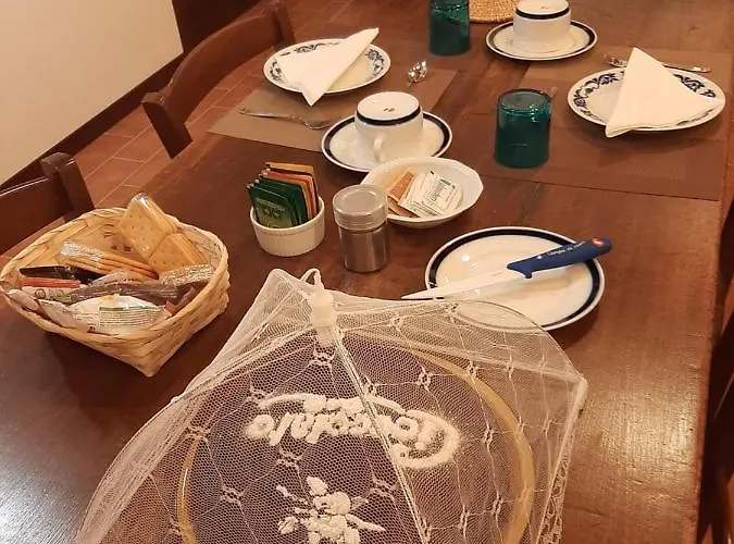 L'albero Degli Struzzi 팜스테이 *